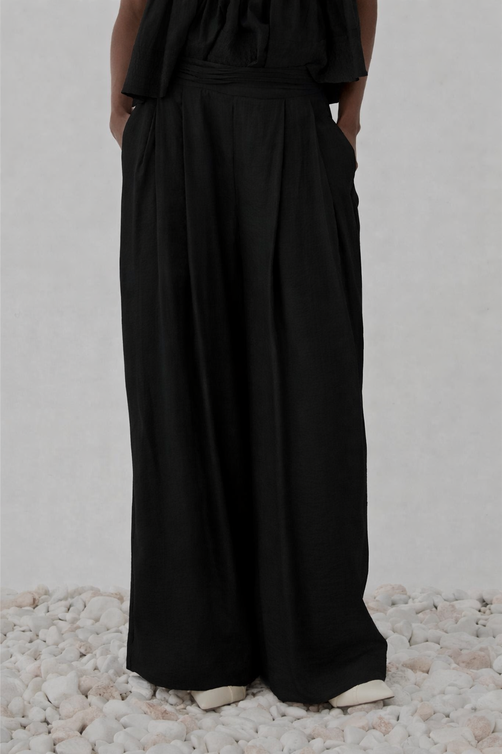 Pantalone ampio nero /ELEH