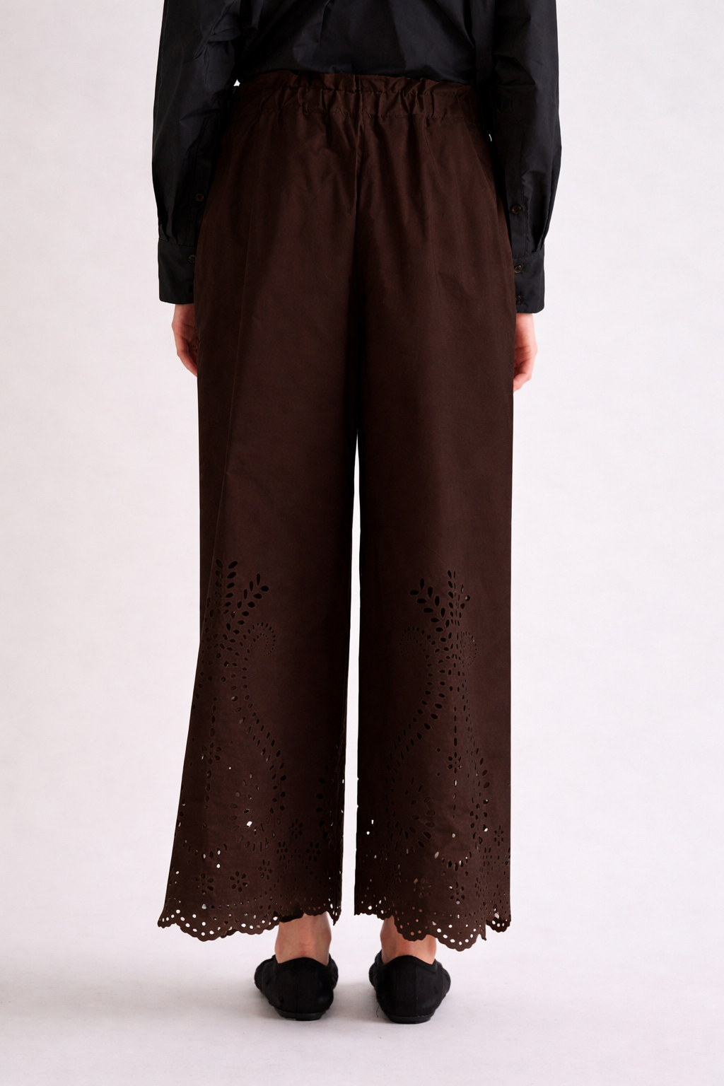 Pantalone con motivo e orlo laserato / MeiMeij