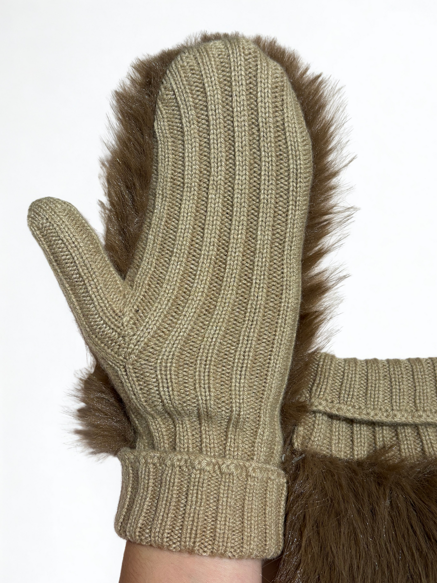 Muffole in lana con pelliccia / Alpo