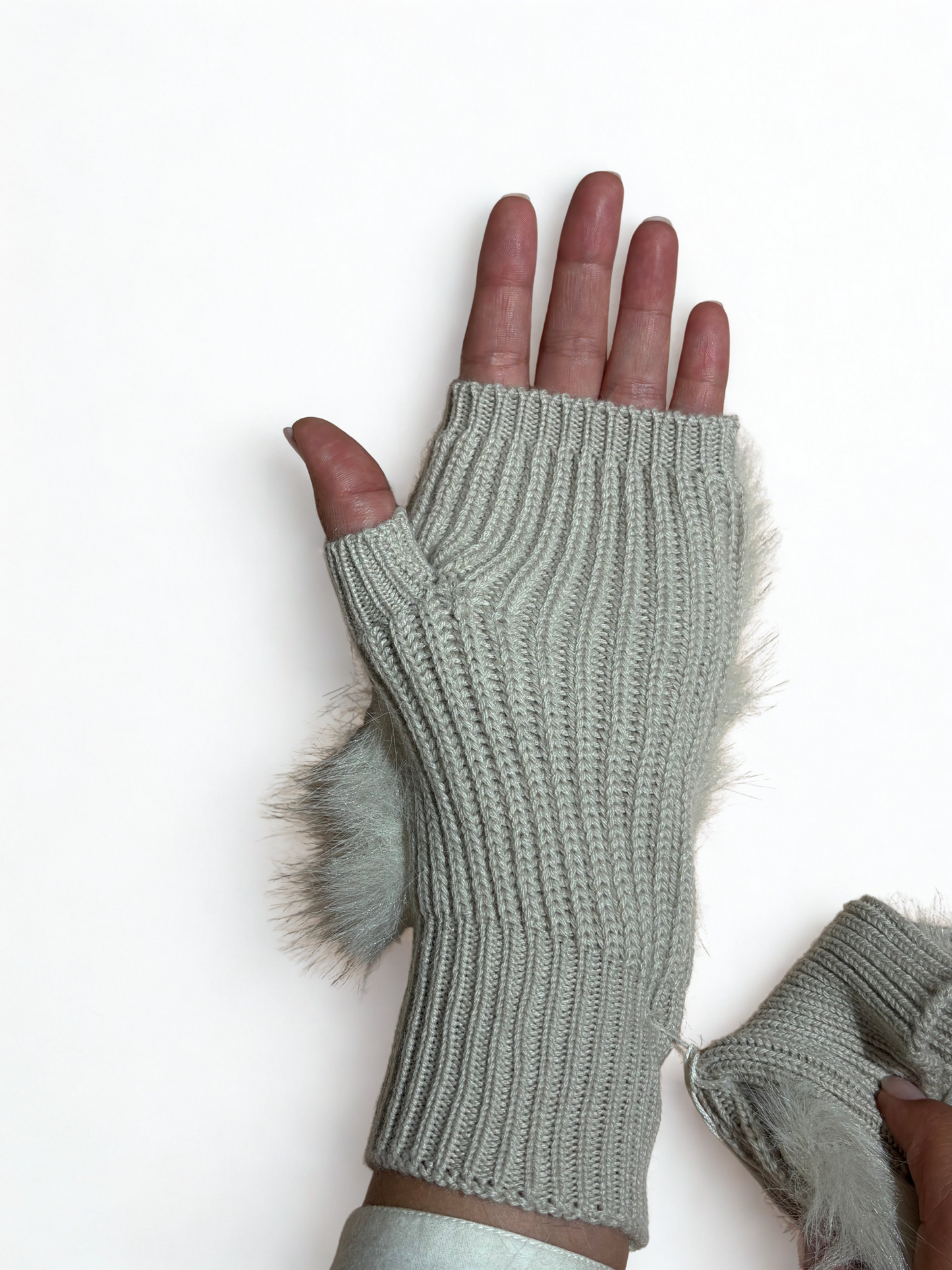 Manopole in lana ed ecopelliccia / Alpo