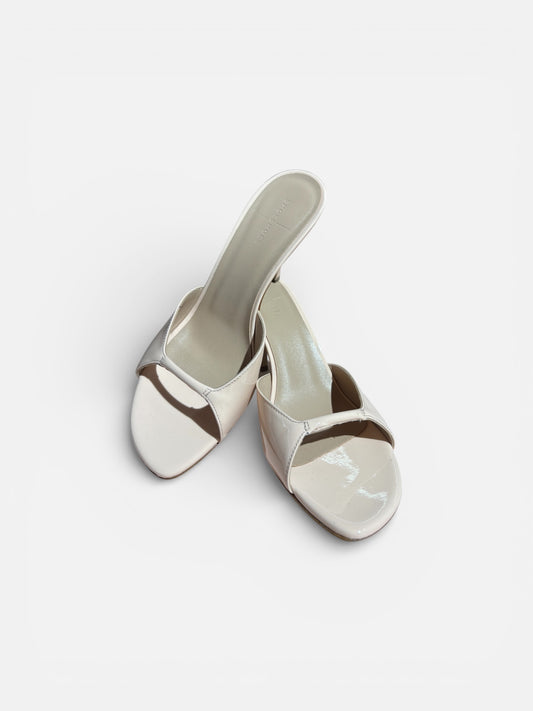 Sandali con tacco in vernice MARIA / ShoeShoes