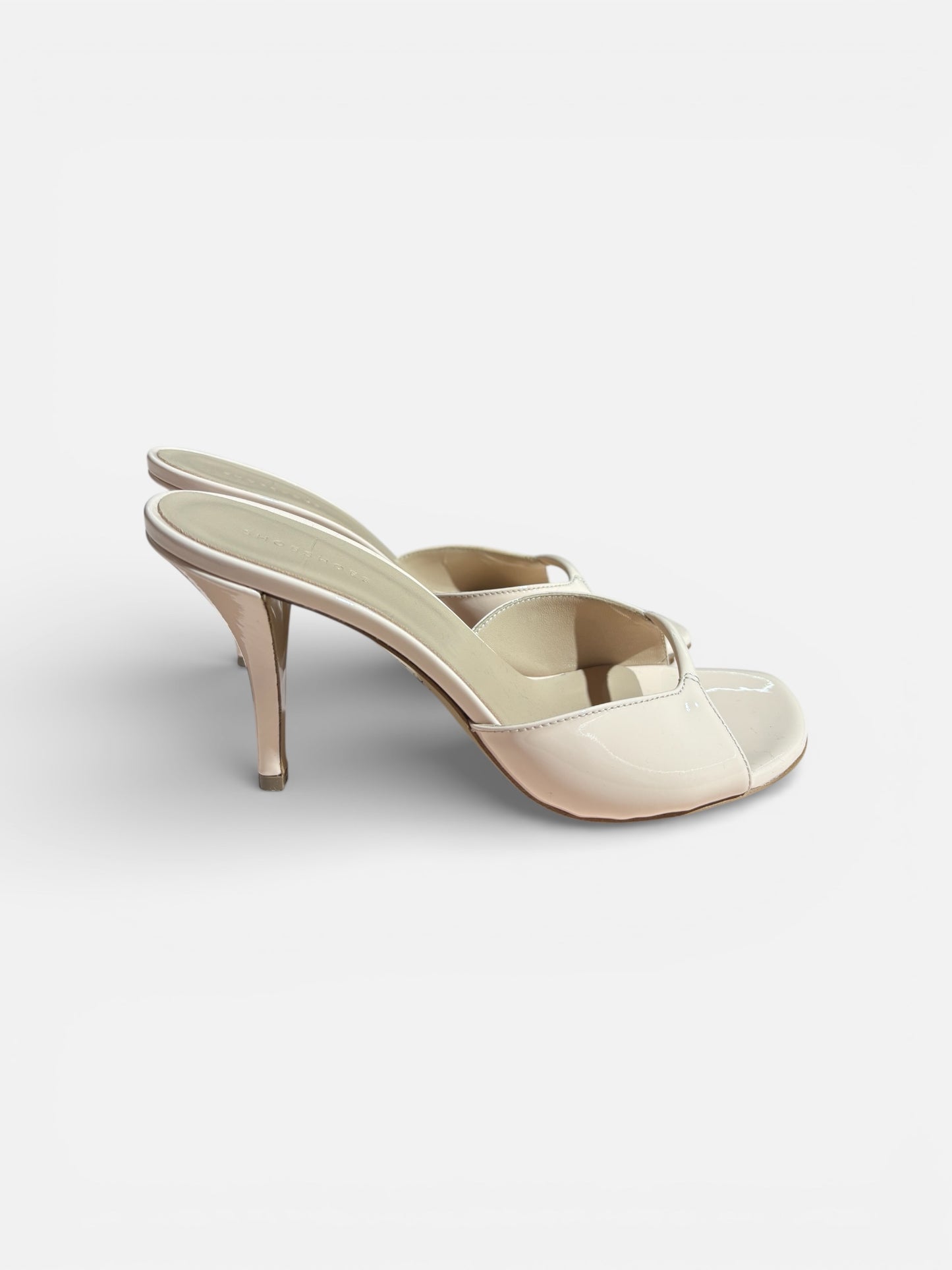 Sandali con tacco in vernice MARIA / ShoeShoes