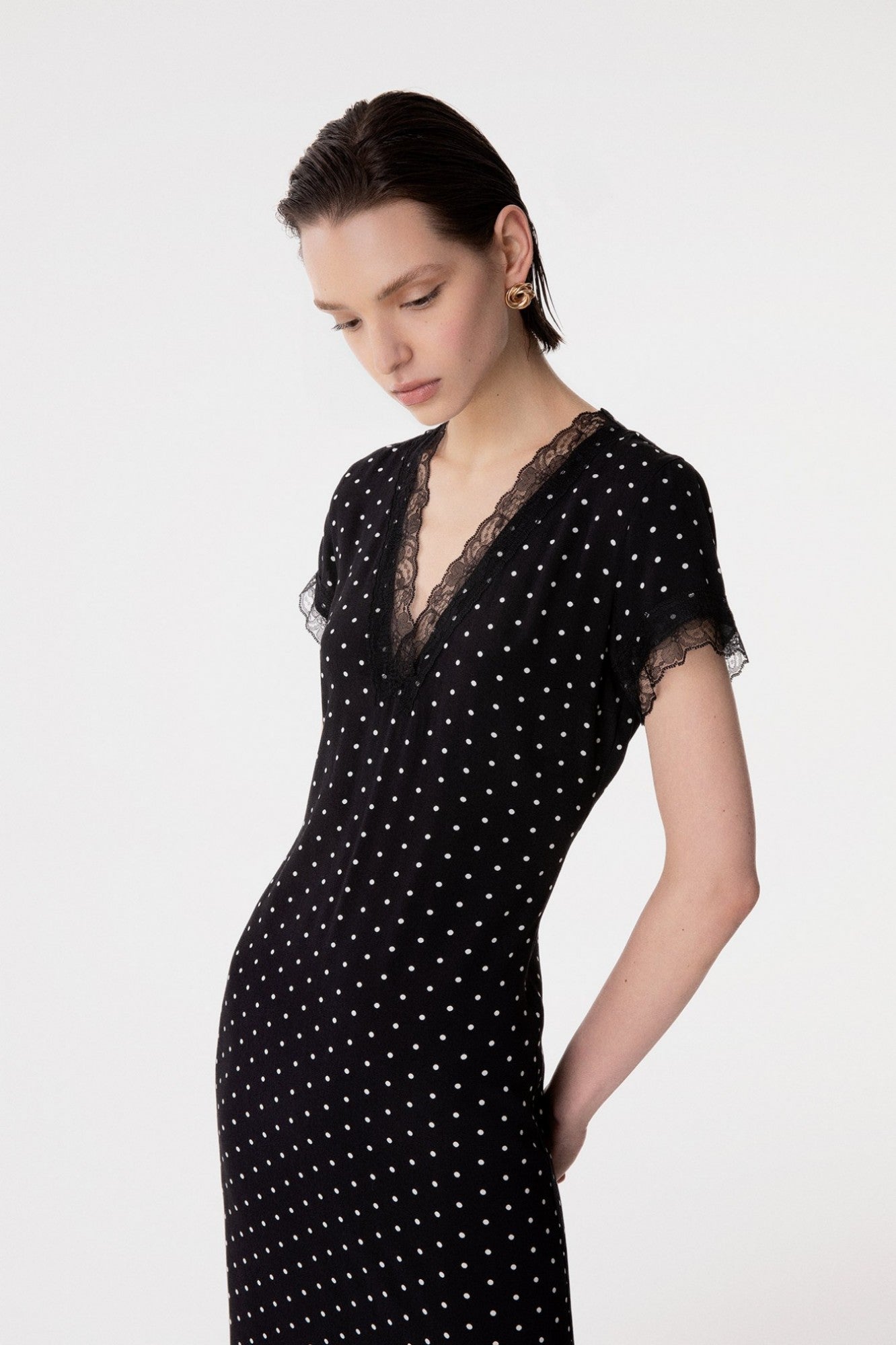 Abito in crepe con inserti in pizzo RAYA / Mar De Margaritas