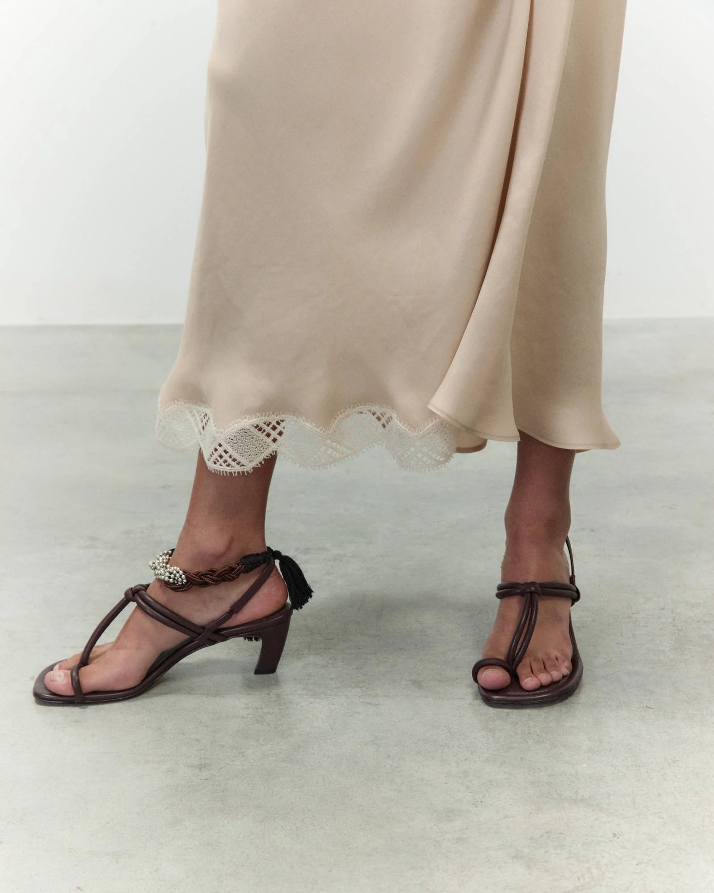 Gonna in seta con pizzo / Alysi