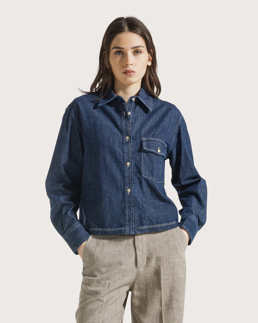 Camicia in denim leggero / 19.70