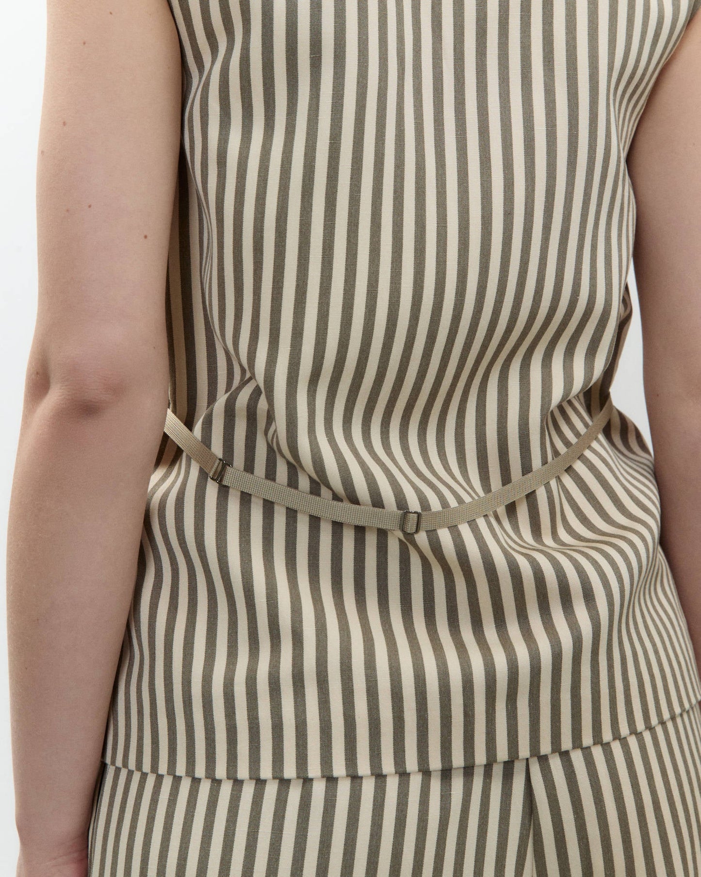 Gilet sartoriale a righe /Alysi