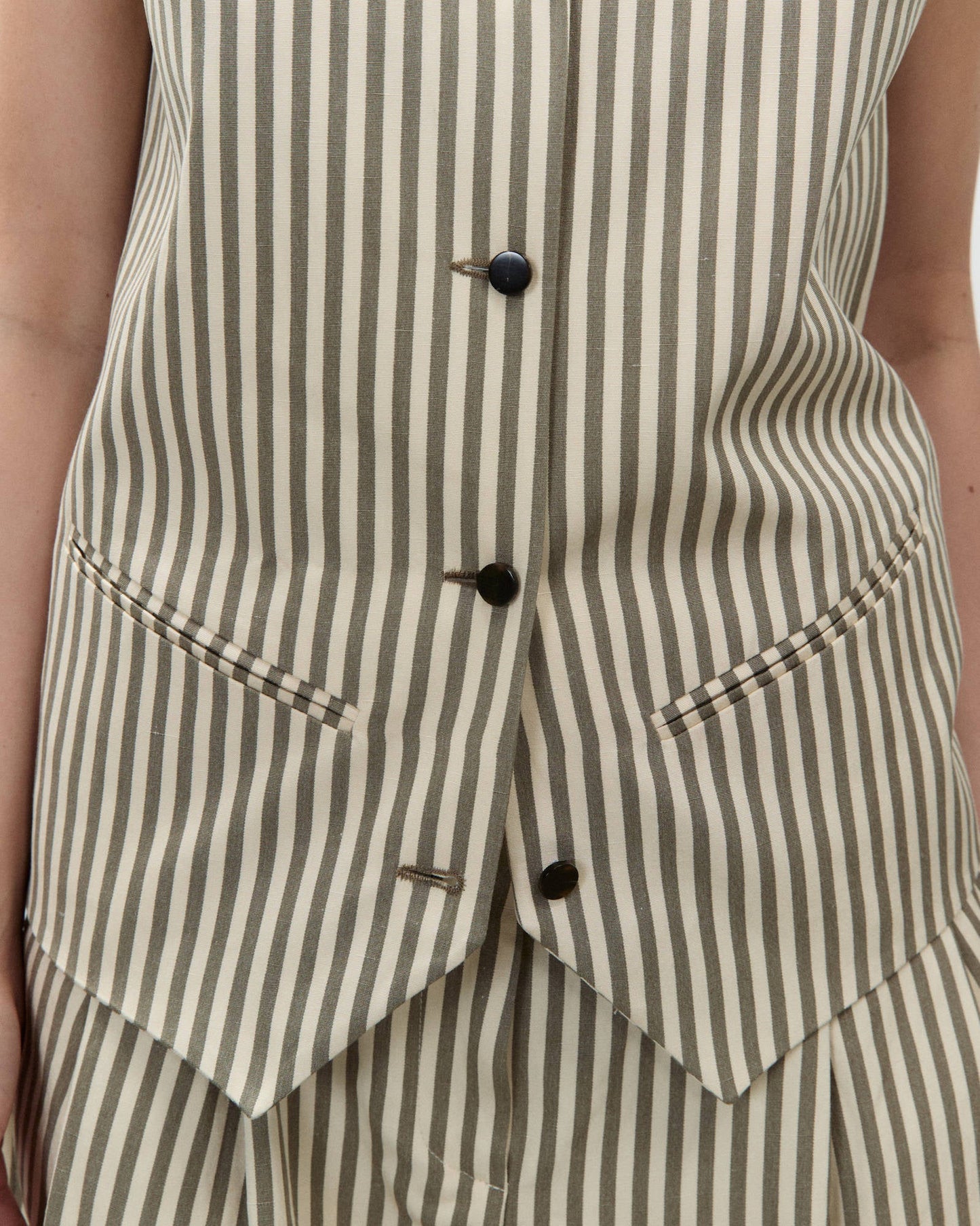 Gilet sartoriale a righe /Alysi